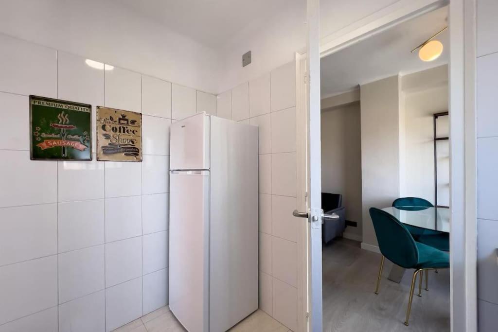 Bebarceloner Sant Andreu Apartments - 3 Bedrooms 외부 사진